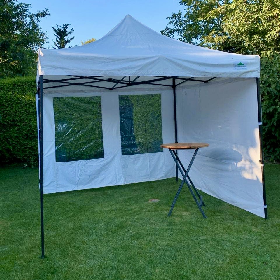 Faltpavillon Beispielbild 3 x 3 Meter mit Stehtisch